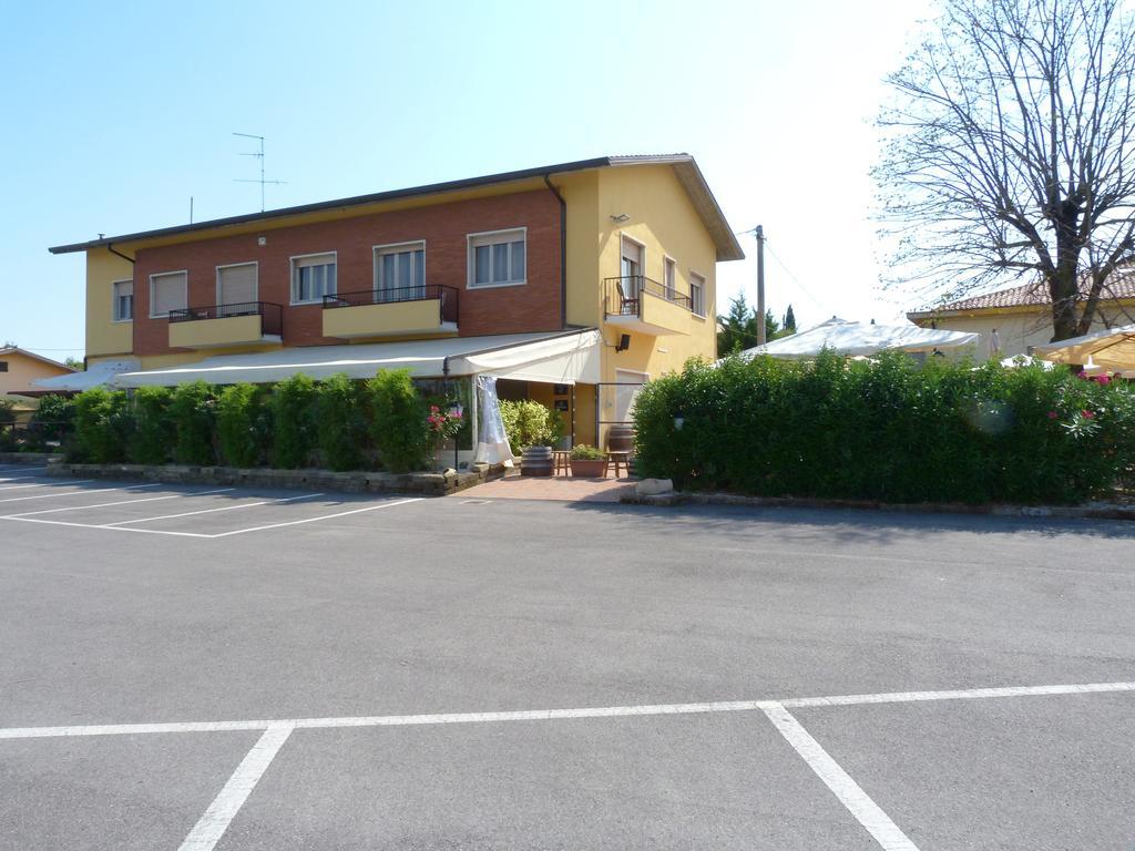 מלון בוסולנגו Le Colline Del Garda מראה חיצוני תמונה